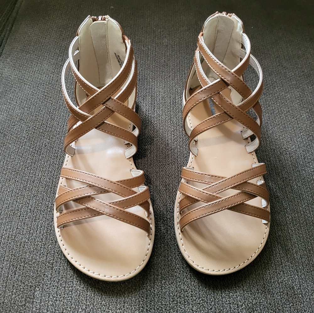 NWT sandals